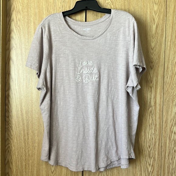 Old Navy Tops - Old Navy Everywhere Graphic Tee